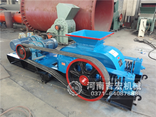 2pg610&times;400對輥破碎機發往重慶